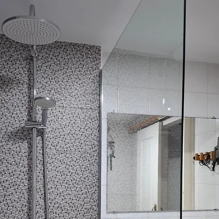 Maison d'hôtes Doble Con Bano Y Terraza Privada *