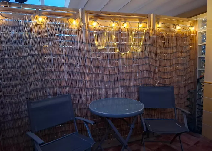 Doble Con Bano Y Terraza Privada Vendégház *