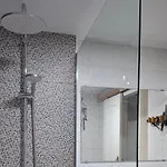 ゲストハウス Doble Con Bano Y Terraza Privada *