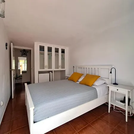 Doble Con Bano Y Terraza Privada Konukevi